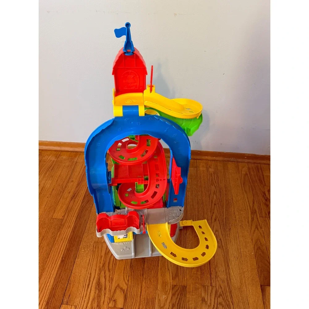 Fisher-Price Little People Sit n Stand Skyway Transforming wheelies Tower